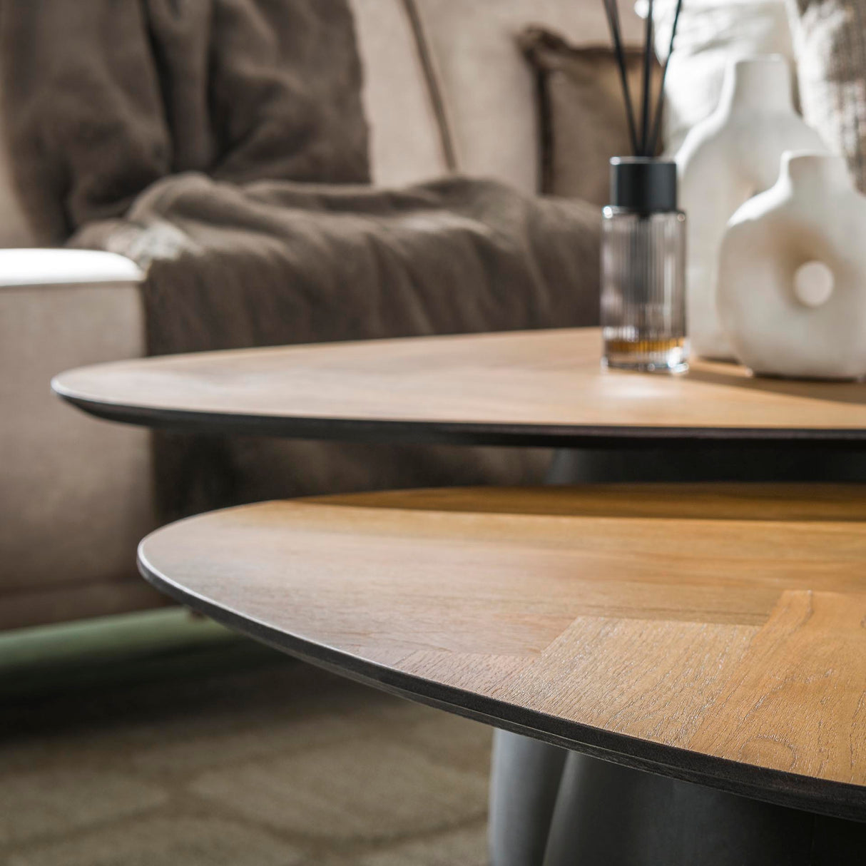 Salontafel set van 2 visgraad Elva teakhout - frame metaal