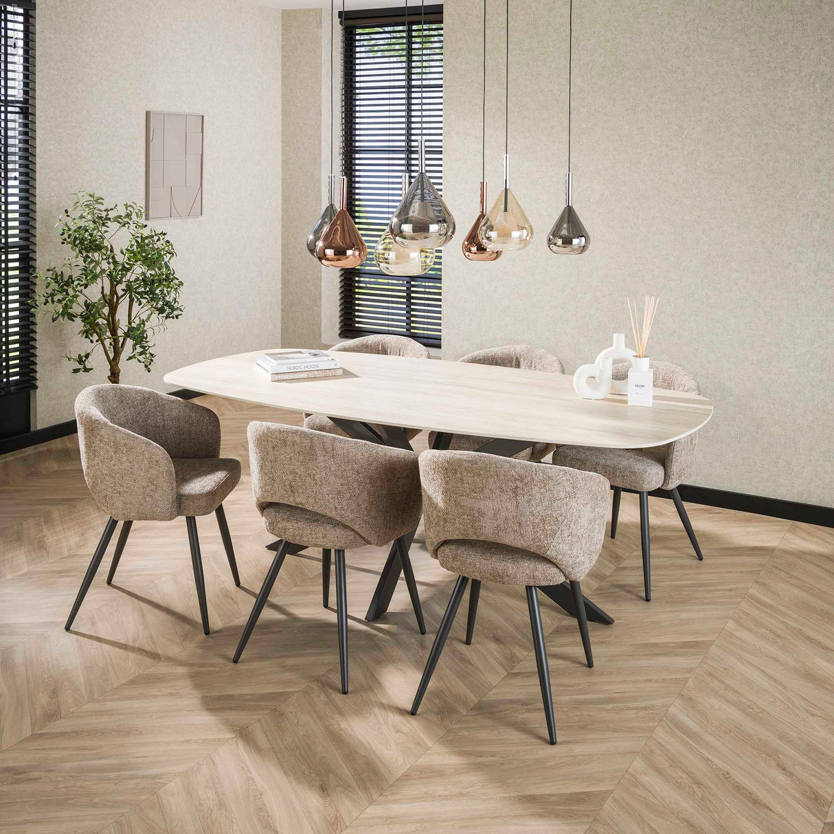 Valente Ovaal Eettafel 180 cm Travertine Keramiek