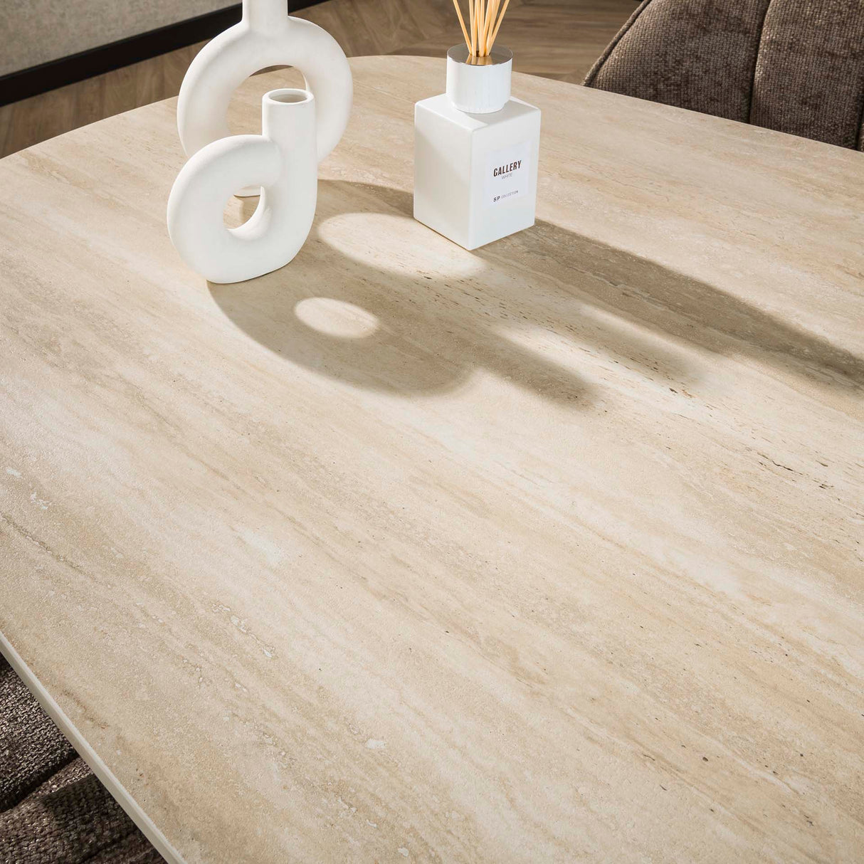 Valente Ovaal 215 Travertine 3D Keramiek Eettafel