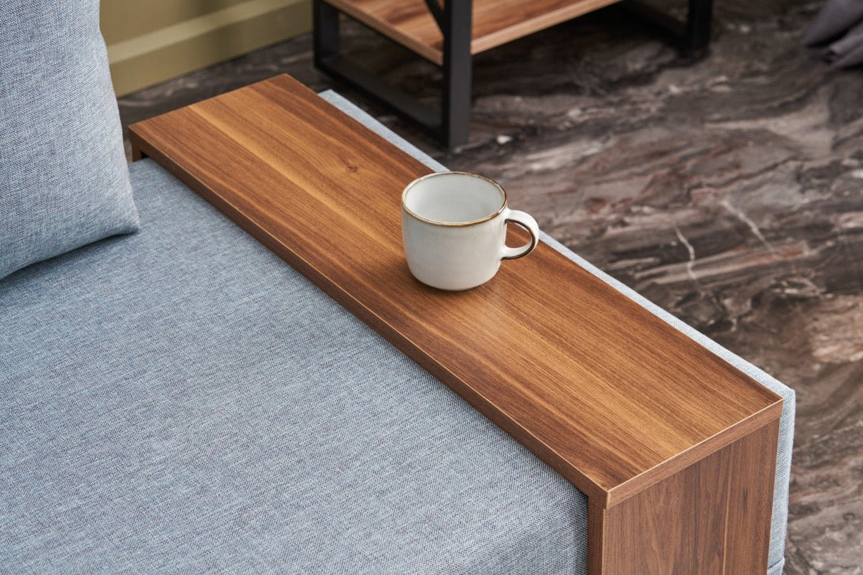 Moderne Fauteuil Blauw Stof Fly - Links - Met Houten Tafeltje