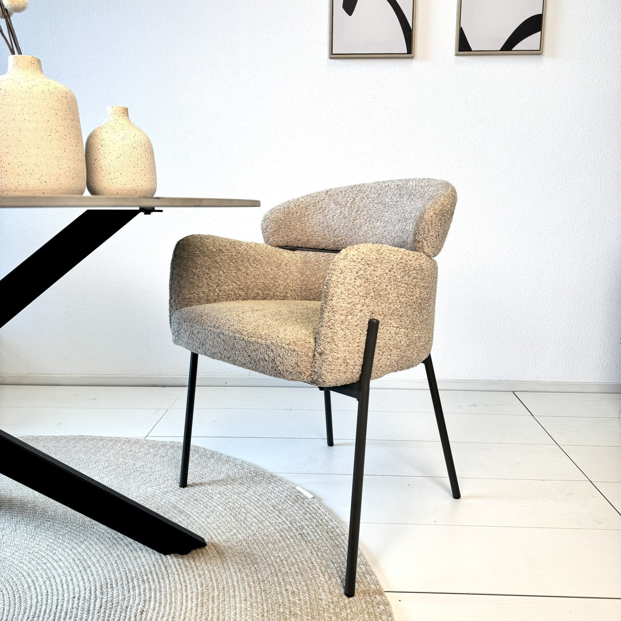 Eetkamerstoel Bouclé Beige - Japandi - ronde vormen - Lola