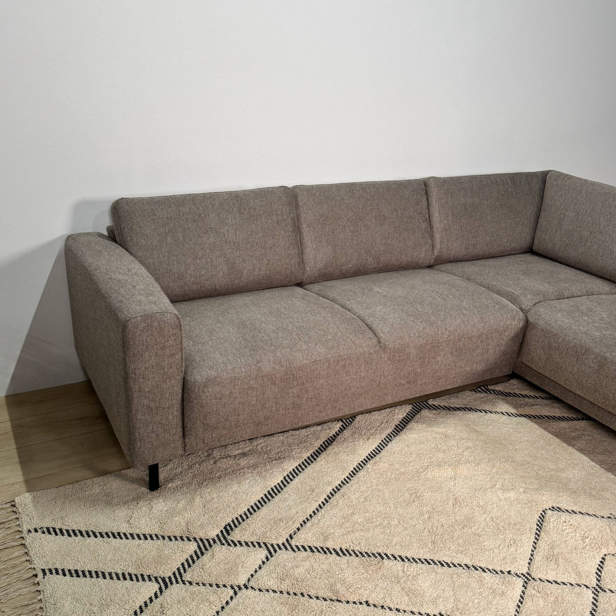 Moderne 3-zits Hoekbank Rechts Taupe Stof Aniko met Lounger 240x197x78 cm
