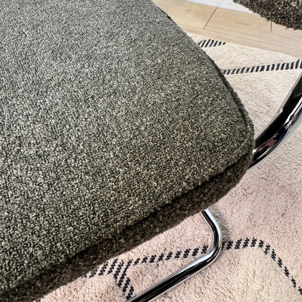 Moderne Eetkamerstoel Groen Bouclé Stof Sway - Chrome Frame - Zonder Armleuningen