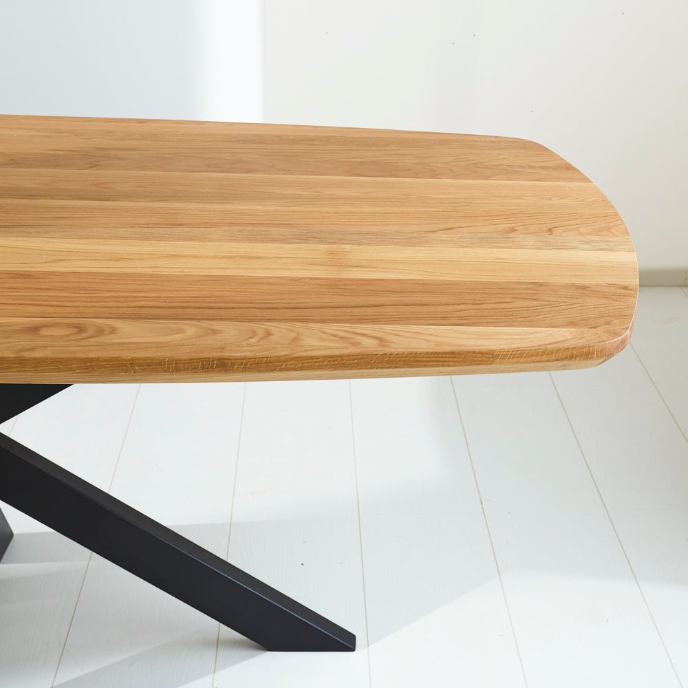 Eettafel Mikkel Eikenhout Deens Ovaal Matrix Frame Klein