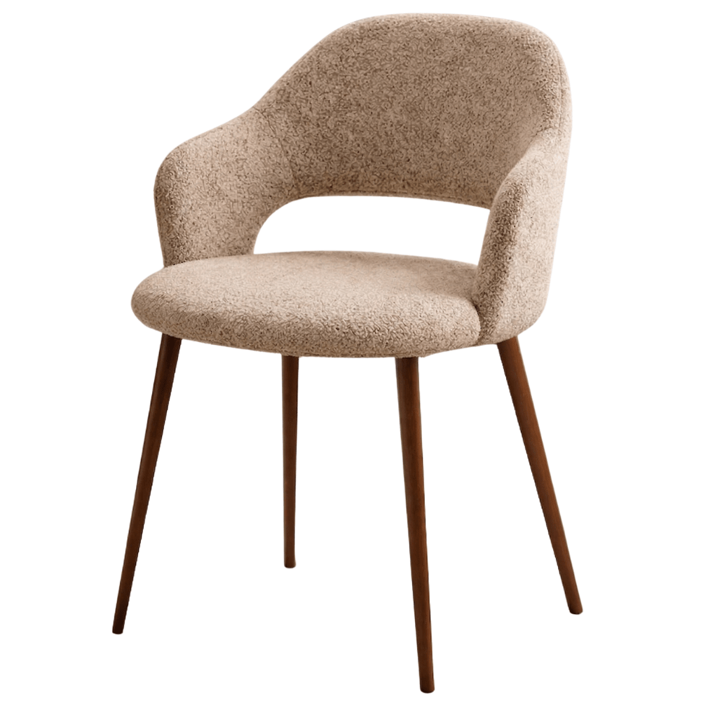 Japandi eetkamerstoel zandkleur bouclé Aki - walnoot frame - met armleuning