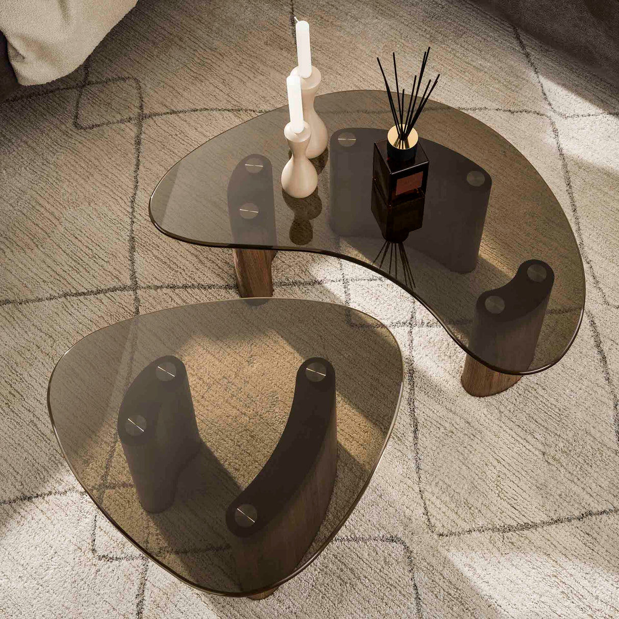 Set van 2 Marea organische salontafels brons glas 87x53 cm