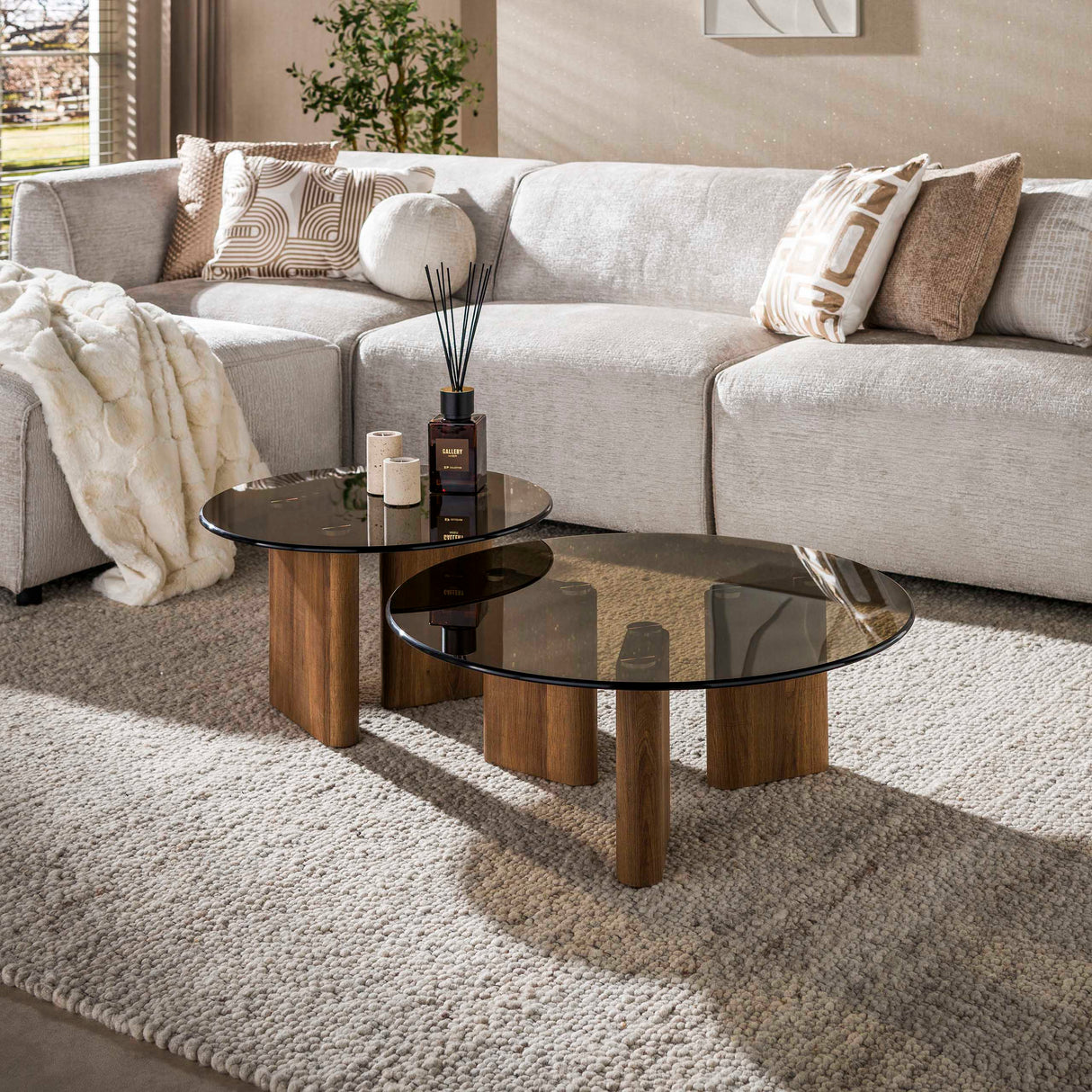 Set van 2 ronde salontafels glazen blad en eikenhout-look poten
