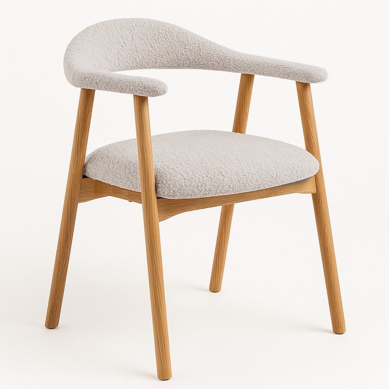 Japandi Eetkamerstoel Ivoor Bouclé Suki - Eikenlook Frame - Met Armleuning